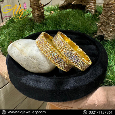 Metal Bangle 001 (Golden)